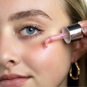 COPY - 🌸MAKEUP GEEK🌸SKIN BRILLIANCE FACIAL ELIXIR (rose quartz) BNIB